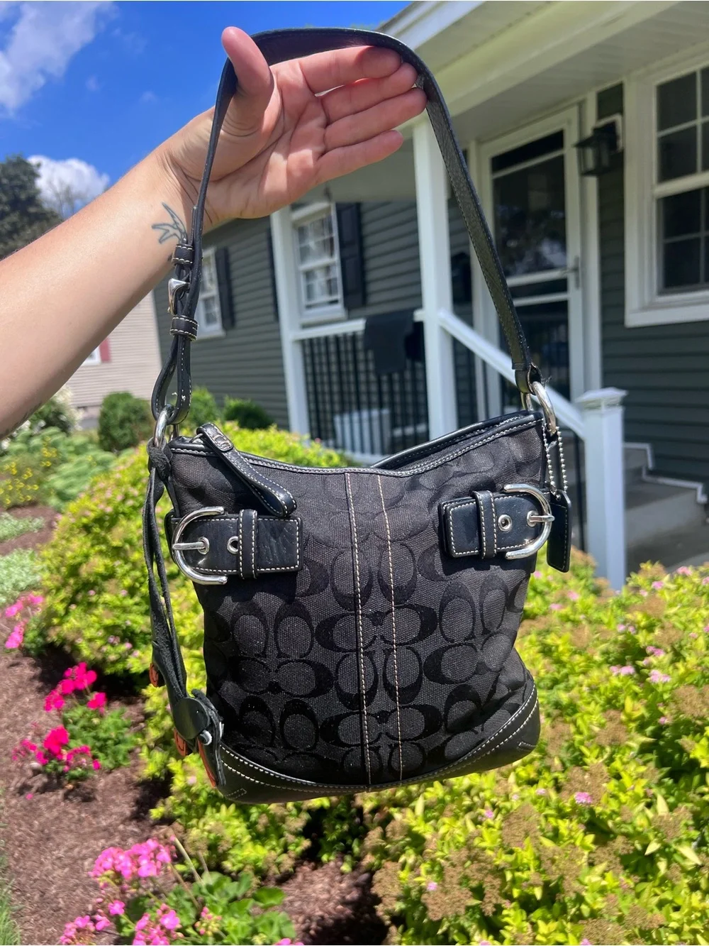 Coach SoHo Y2K bag in Black/ beautiful condition